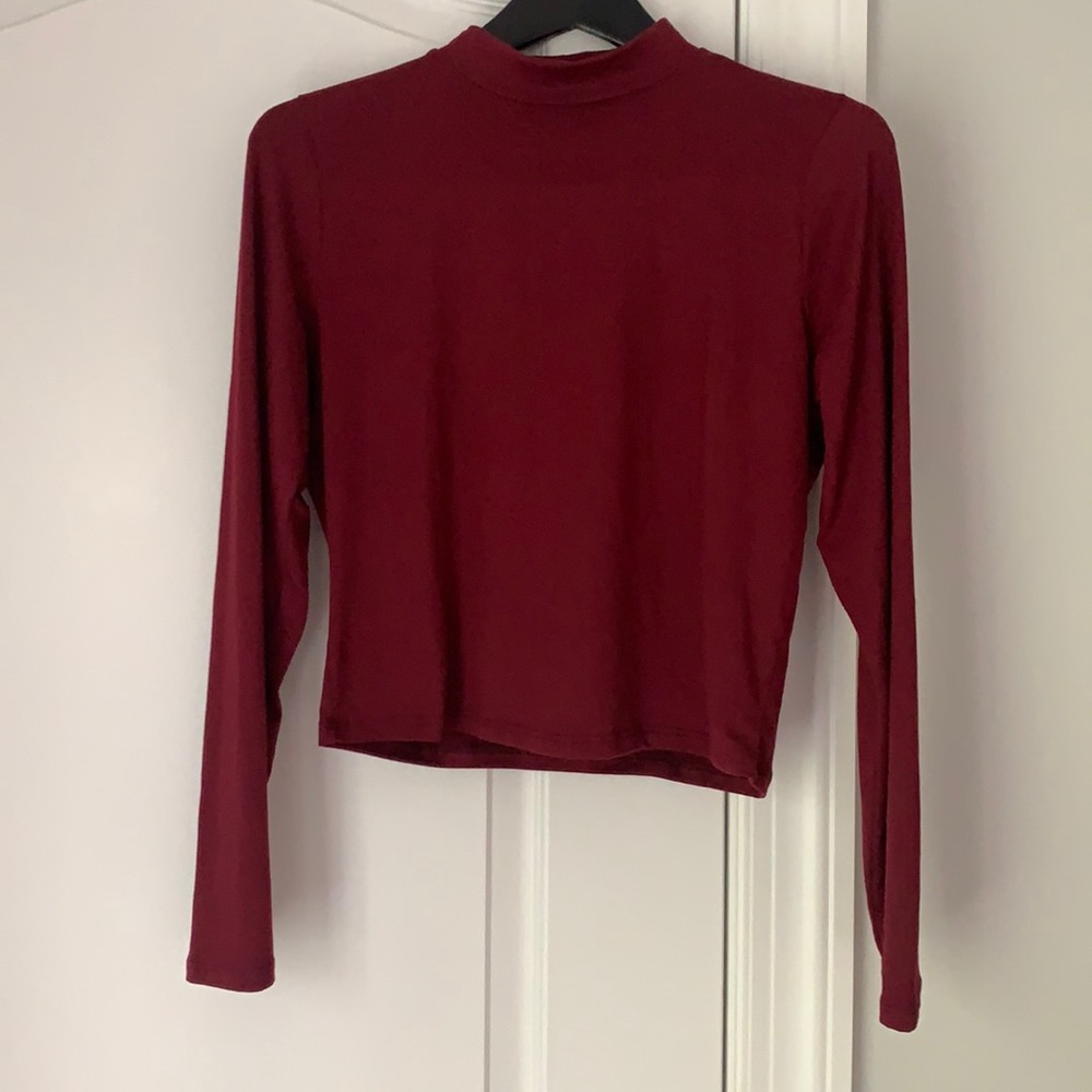 Maroon Gaze long sleeve top, size large
